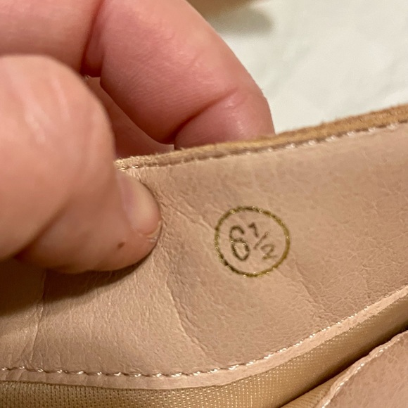 Faux suede slouch boots NWOT size 6.5 women’s tan heels classic fall casual - Picture 10 of 10